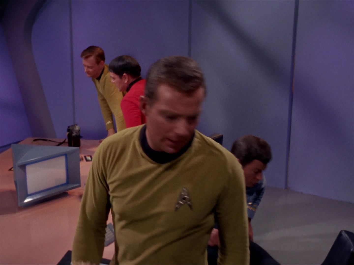 ariane179254_StarTrek_1x06_MuddsWomen_1331.jpg