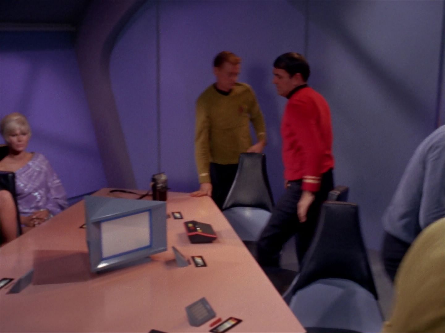 ariane179254_StarTrek_1x06_MuddsWomen_1332.jpg