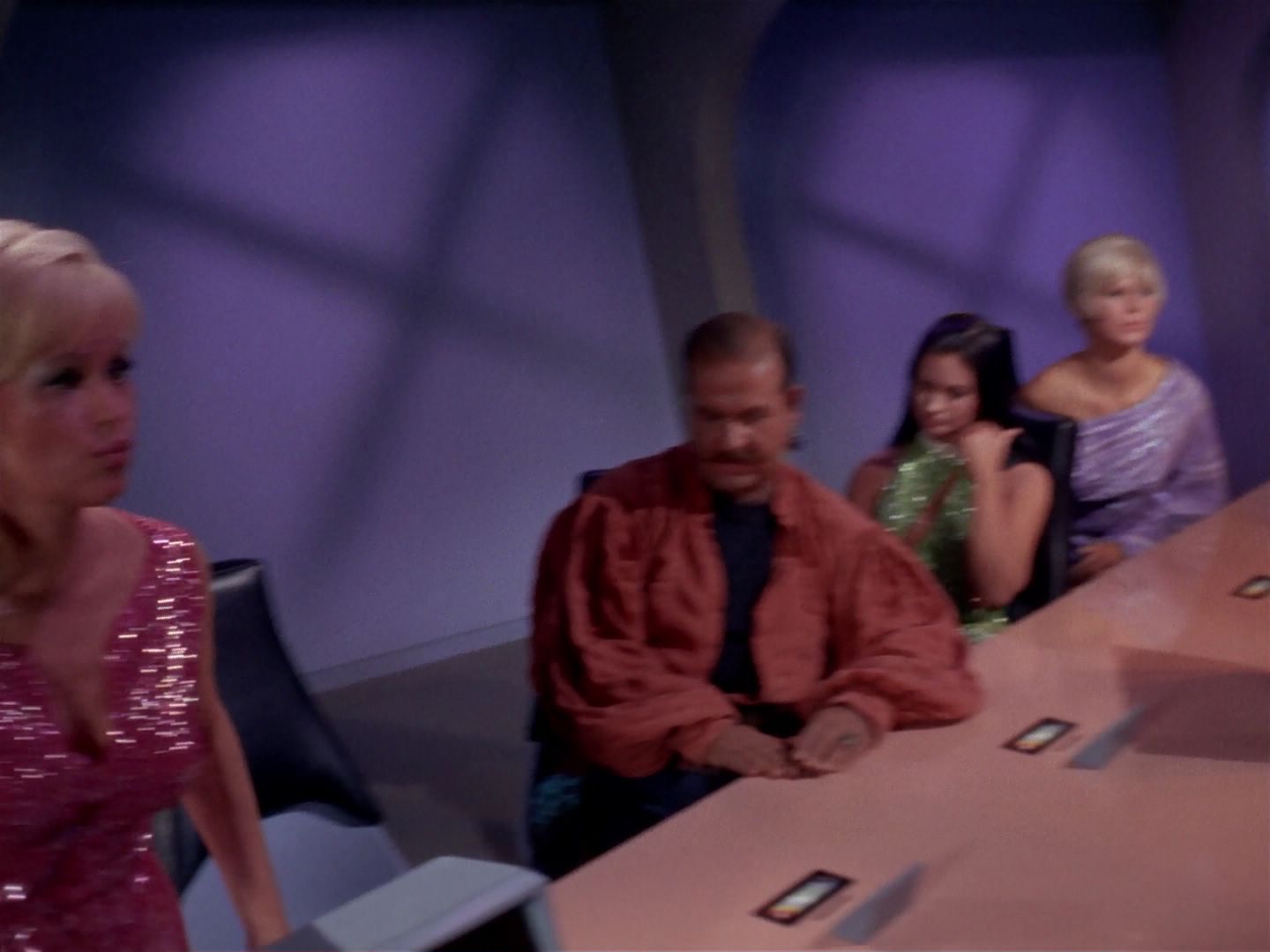 ariane179254_StarTrek_1x06_MuddsWomen_1334.jpg