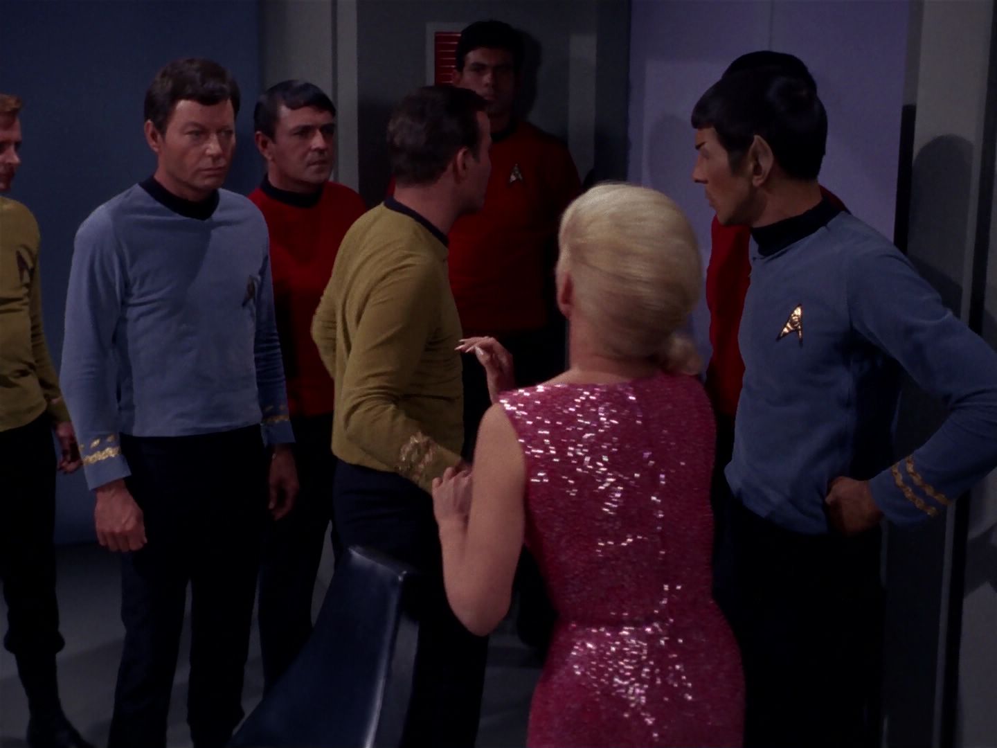 ariane179254_StarTrek_1x06_MuddsWomen_1363.jpg