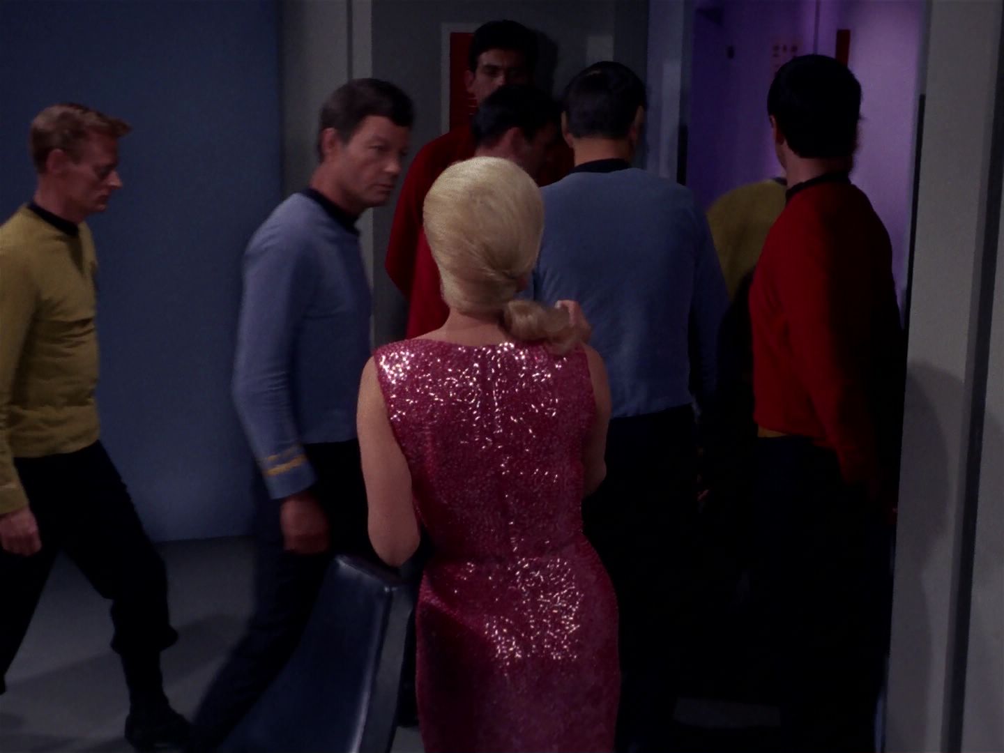 ariane179254_StarTrek_1x06_MuddsWomen_1365.jpg