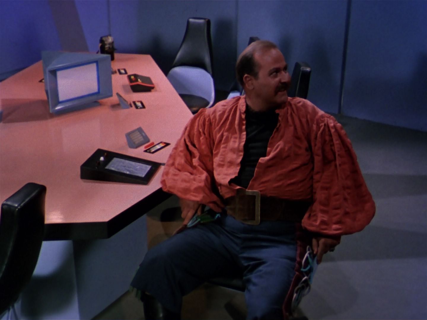 ariane179254_StarTrek_1x06_MuddsWomen_1424.jpg