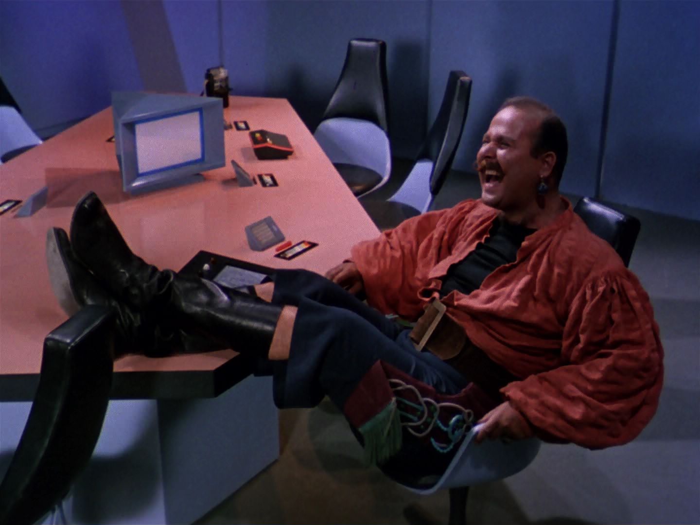 ariane179254_StarTrek_1x06_MuddsWomen_1432.jpg
