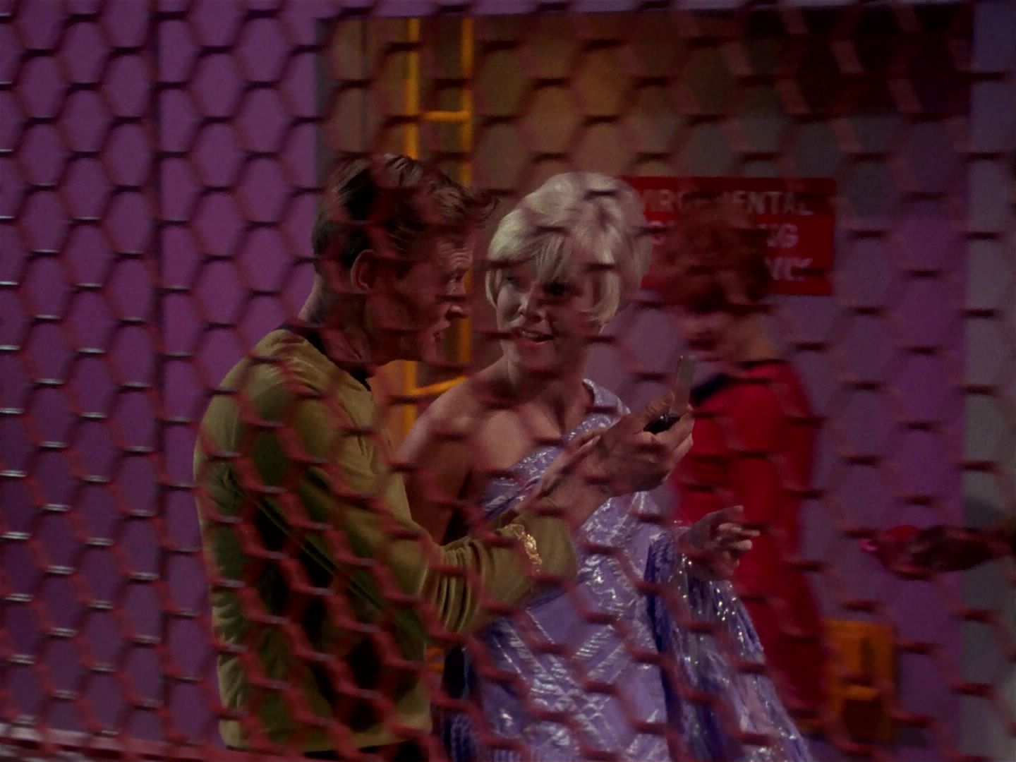 ariane179254_StarTrek_1x06_MuddsWomen_1461.jpg