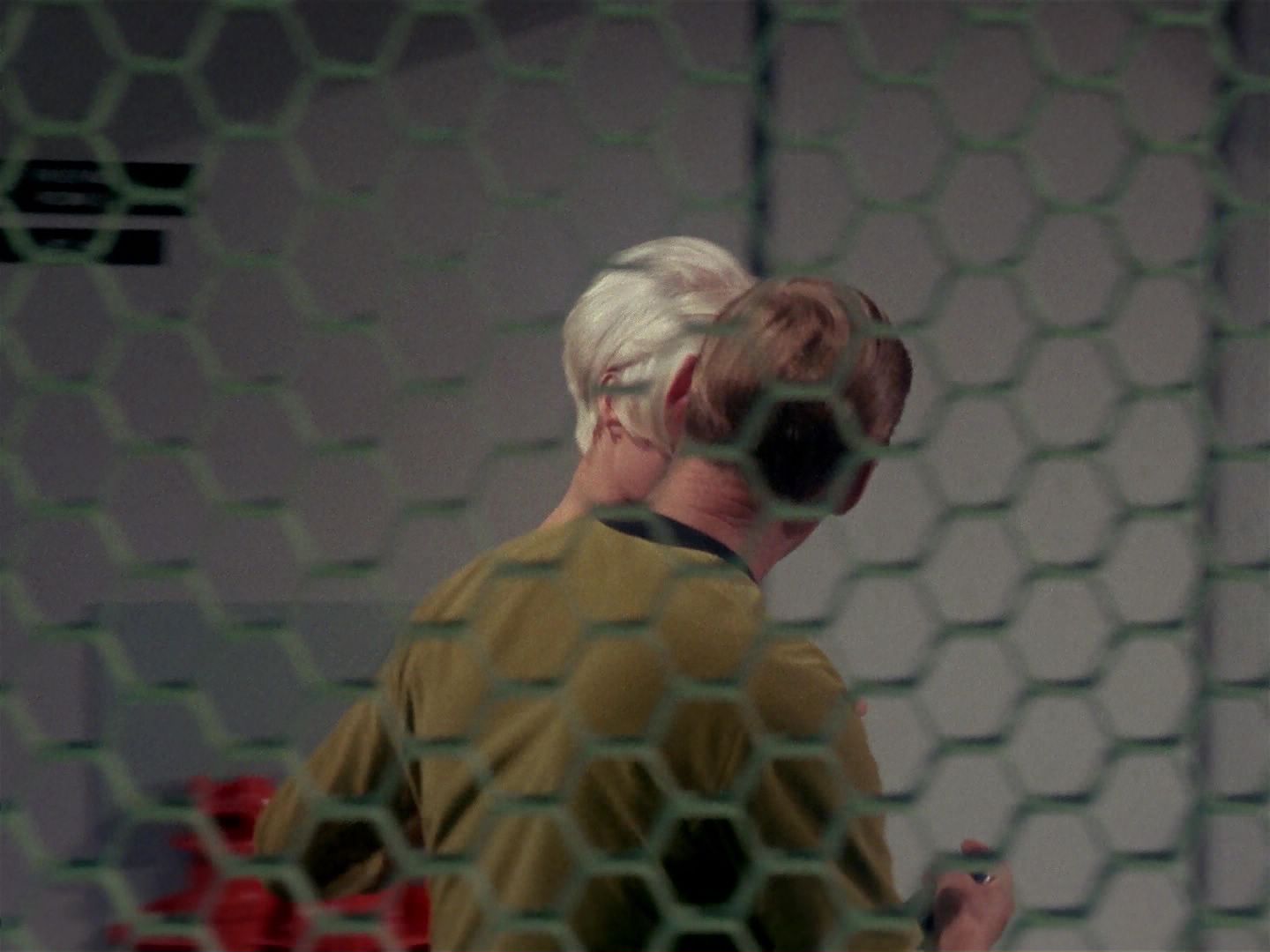 ariane179254_StarTrek_1x06_MuddsWomen_1466.jpg