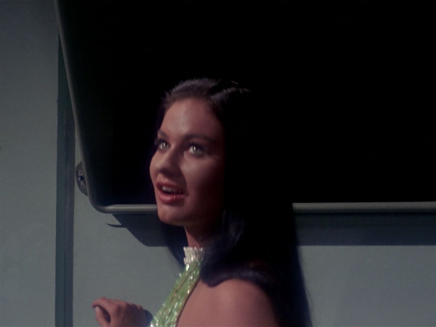 ariane179254_StarTrek_1x06_MuddsWomen_1506.jpg