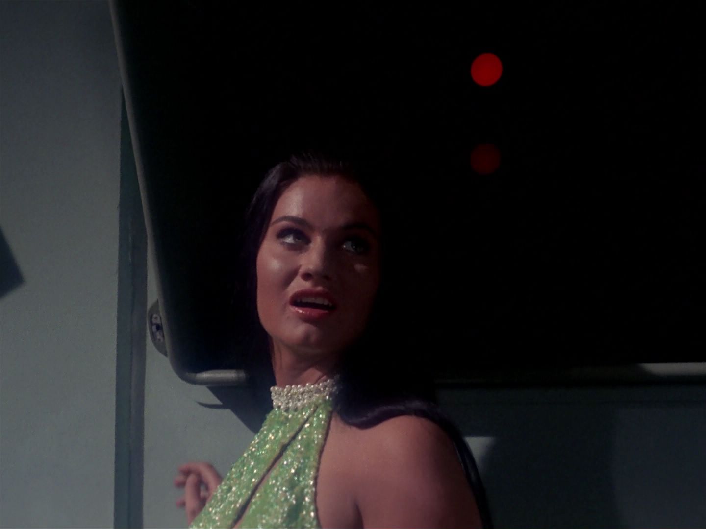 ariane179254_StarTrek_1x06_MuddsWomen_1507.jpg