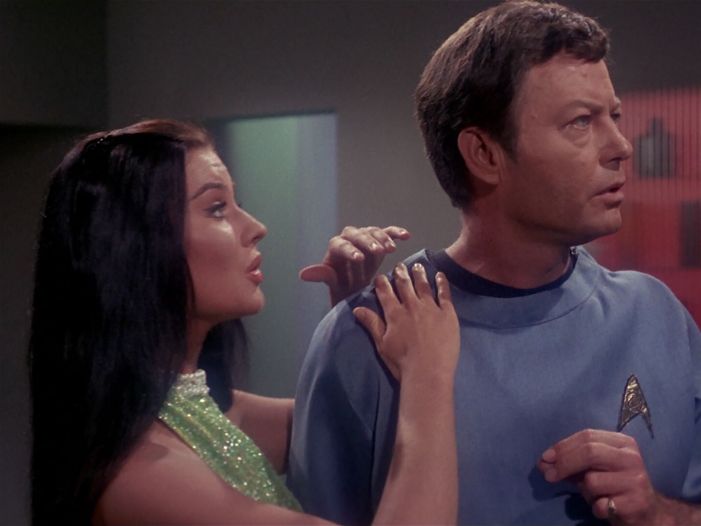 ariane179254_StarTrek_1x06_MuddsWomen_1528.jpg