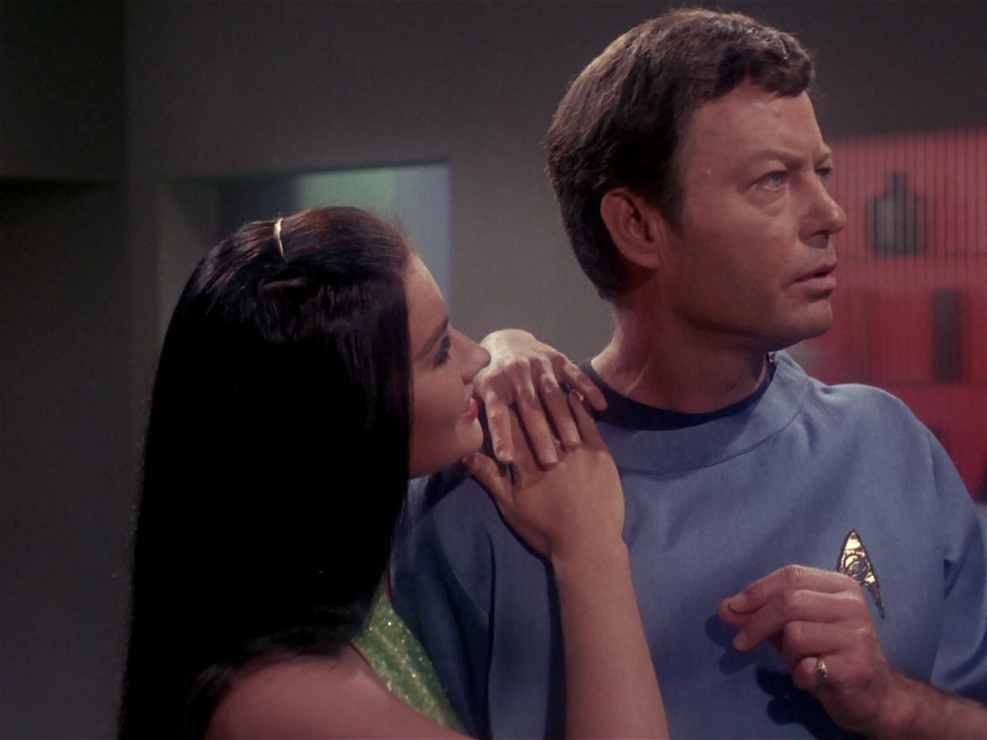 ariane179254_StarTrek_1x06_MuddsWomen_1529.jpg