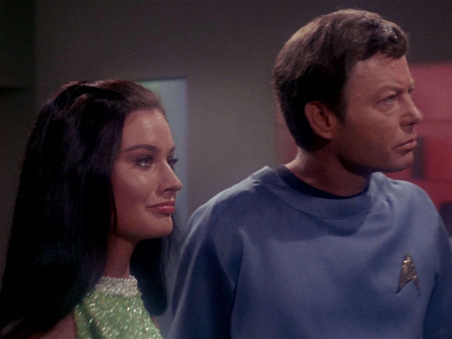ariane179254_StarTrek_1x06_MuddsWomen_1548.jpg