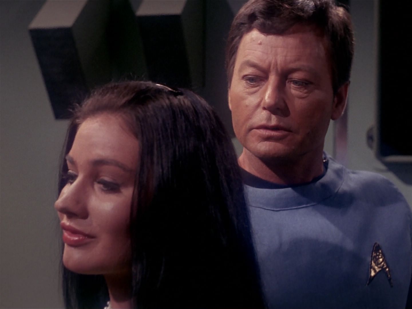 ariane179254_StarTrek_1x06_MuddsWomen_1602.jpg