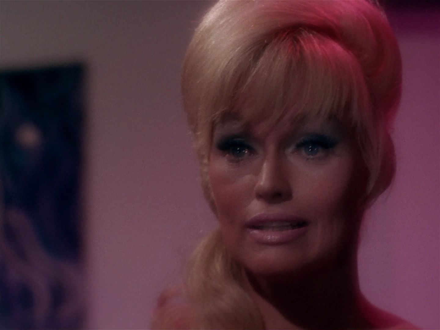 ariane179254_StarTrek_1x06_MuddsWomen_1667.jpg
