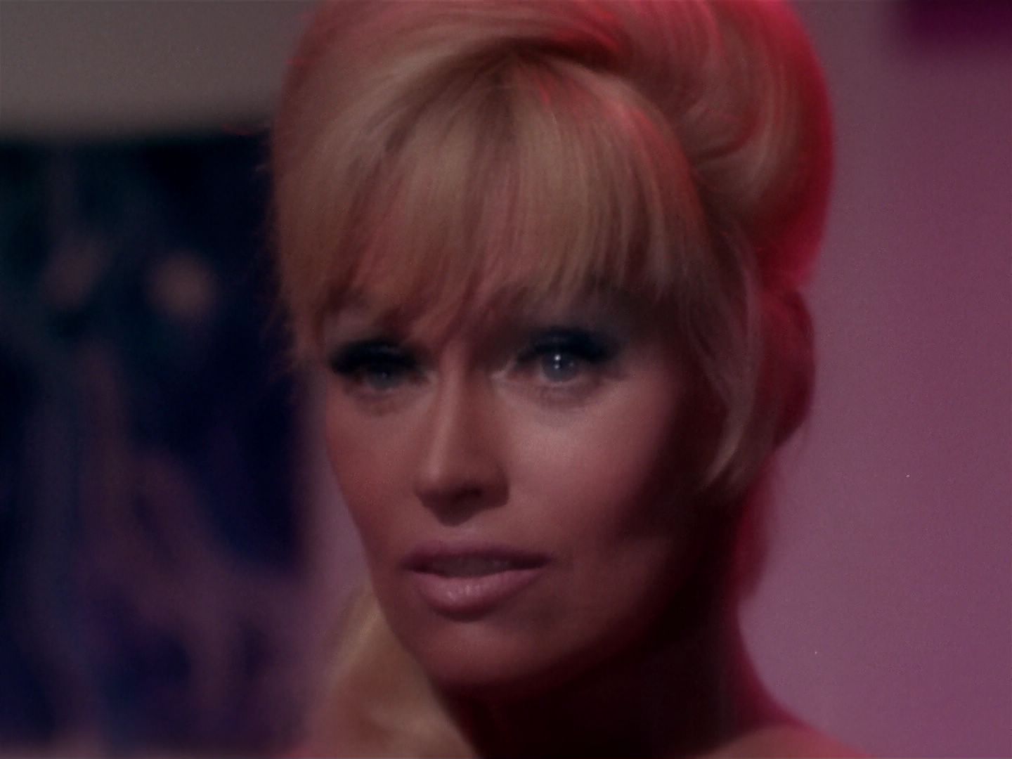 ariane179254_StarTrek_1x06_MuddsWomen_1672.jpg