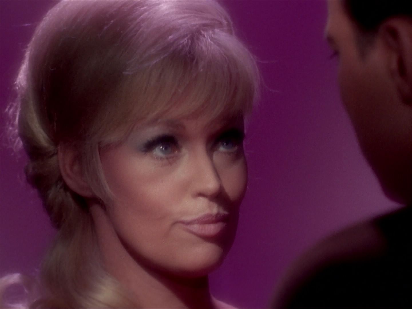 ariane179254_StarTrek_1x06_MuddsWomen_1694.jpg