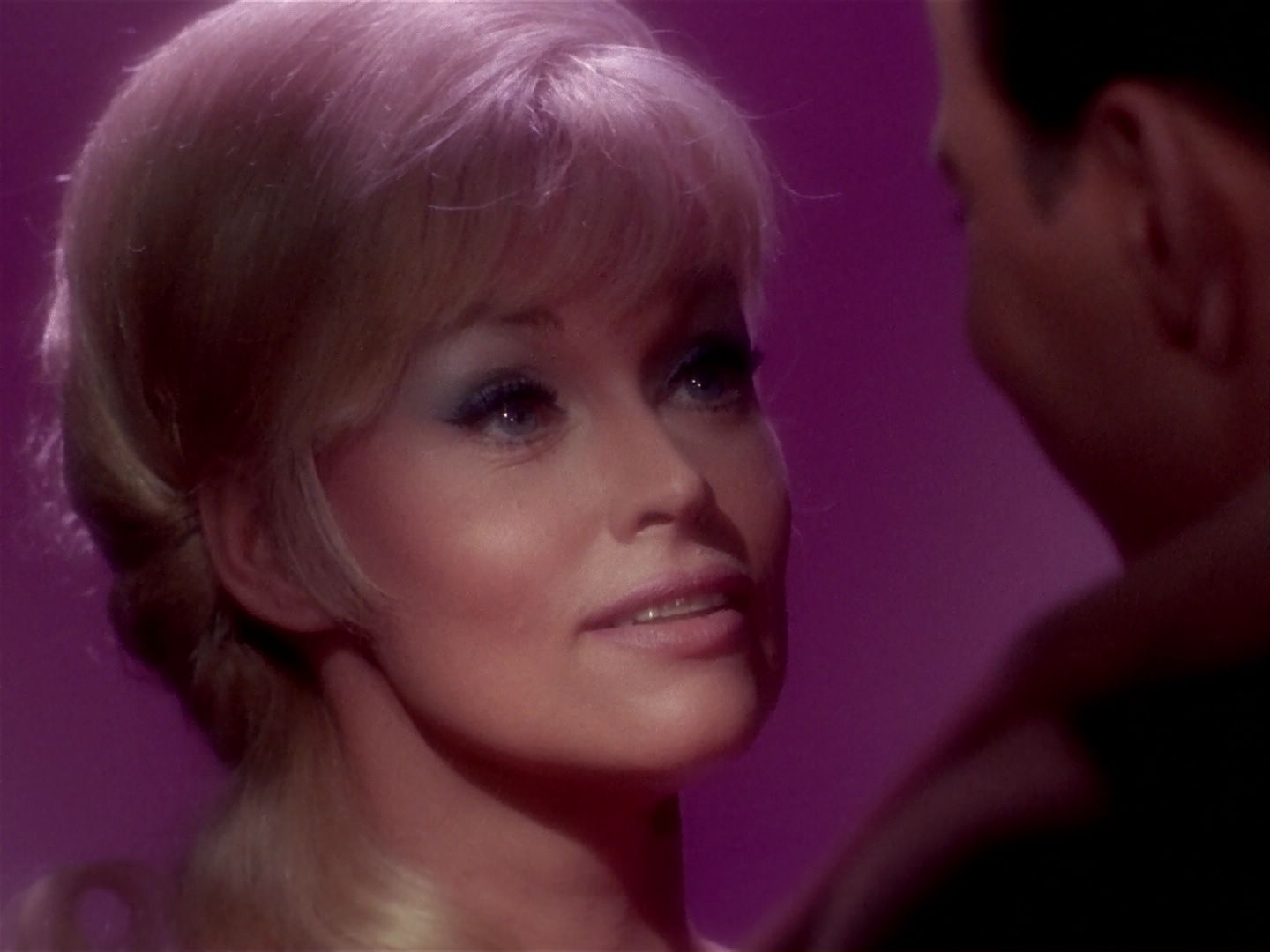 ariane179254_StarTrek_1x06_MuddsWomen_1720.jpg