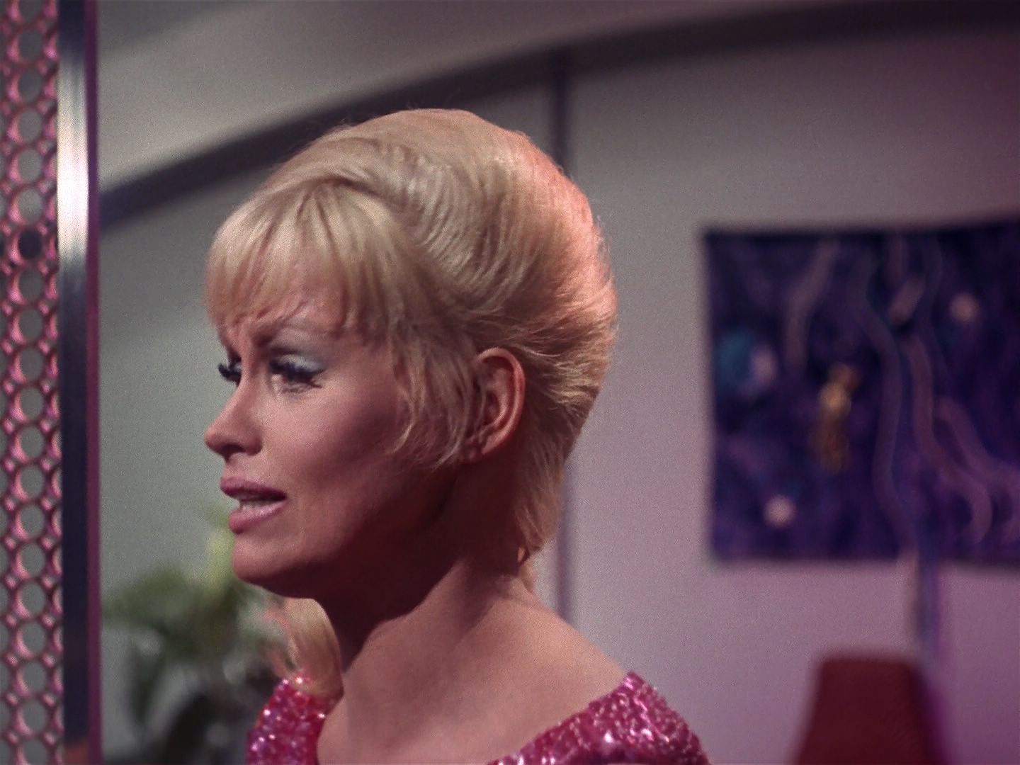 ariane179254_StarTrek_1x06_MuddsWomen_1746.jpg