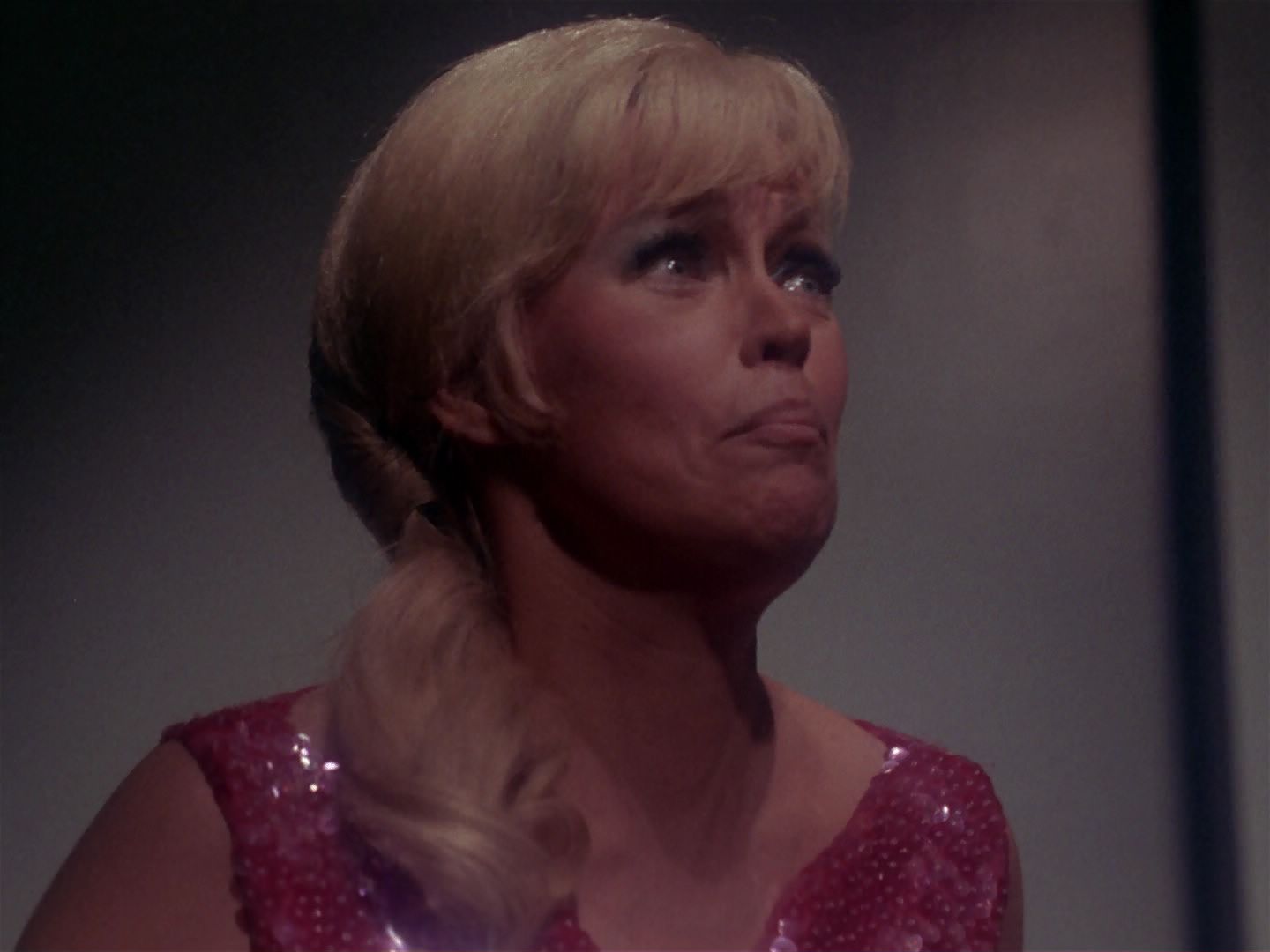 ariane179254_StarTrek_1x06_MuddsWomen_1869.jpg