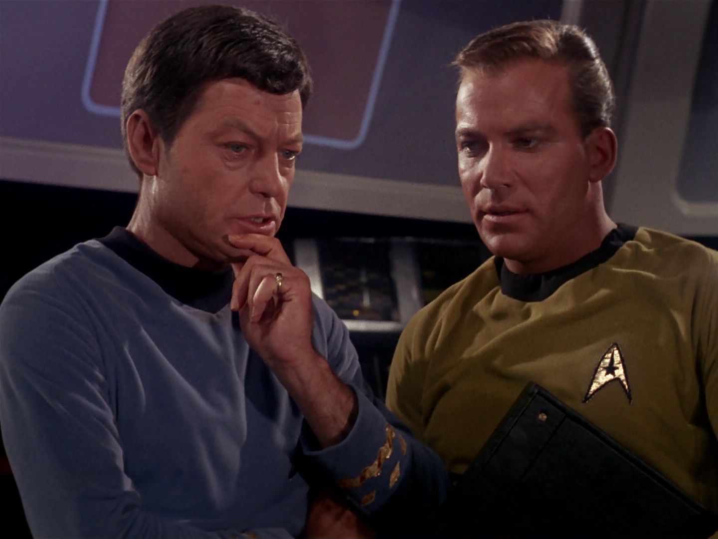 ariane179254_StarTrek_1x06_MuddsWomen_1928.jpg