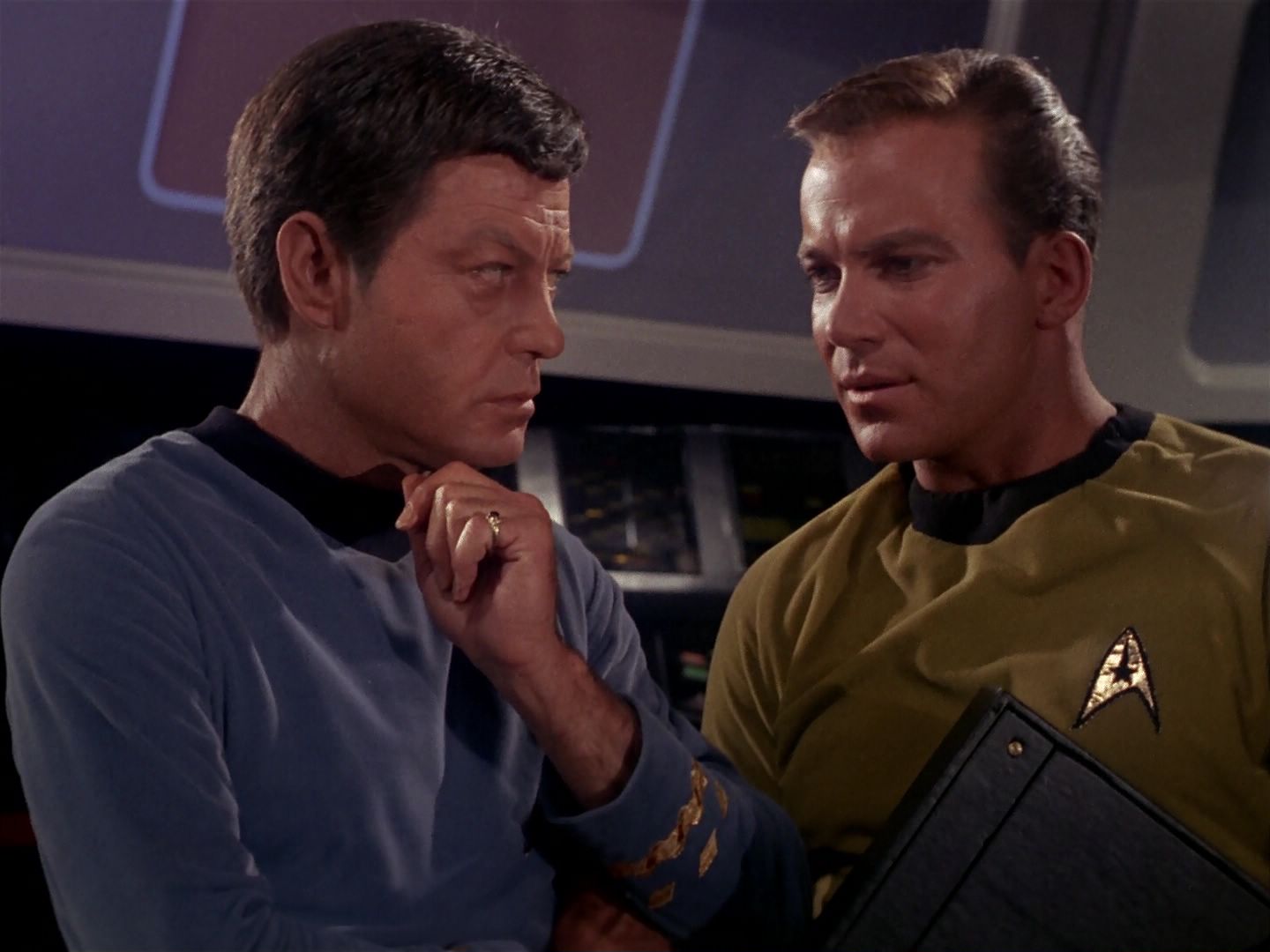 ariane179254_StarTrek_1x06_MuddsWomen_1938.jpg