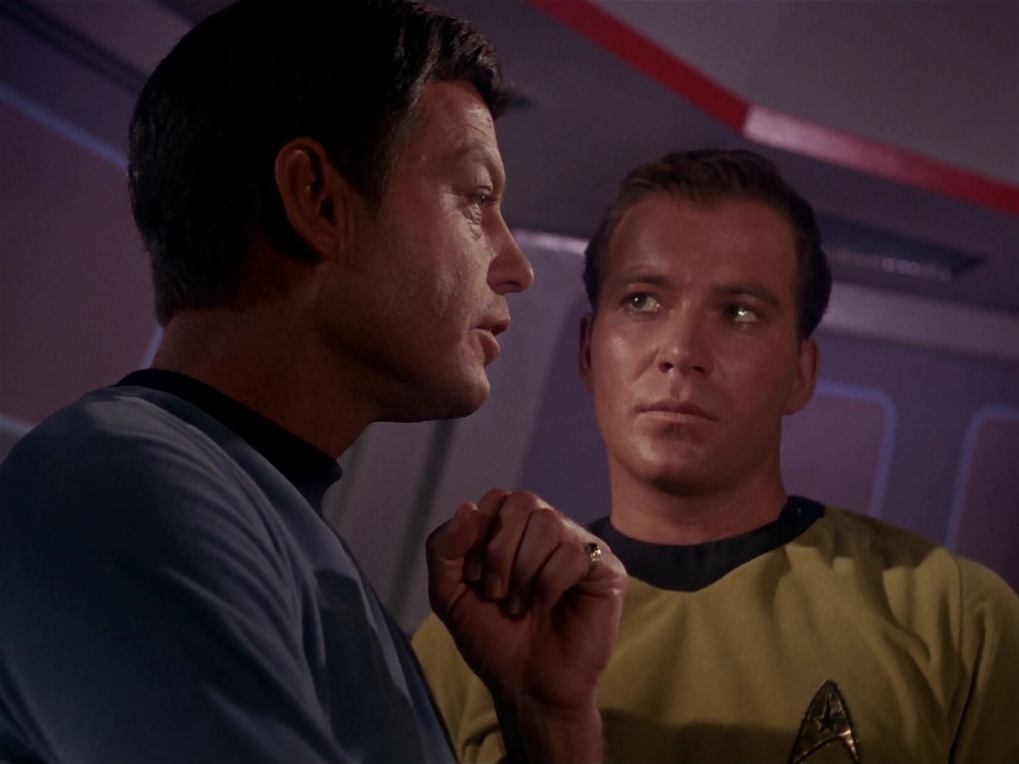 ariane179254_StarTrek_1x06_MuddsWomen_1961.jpg