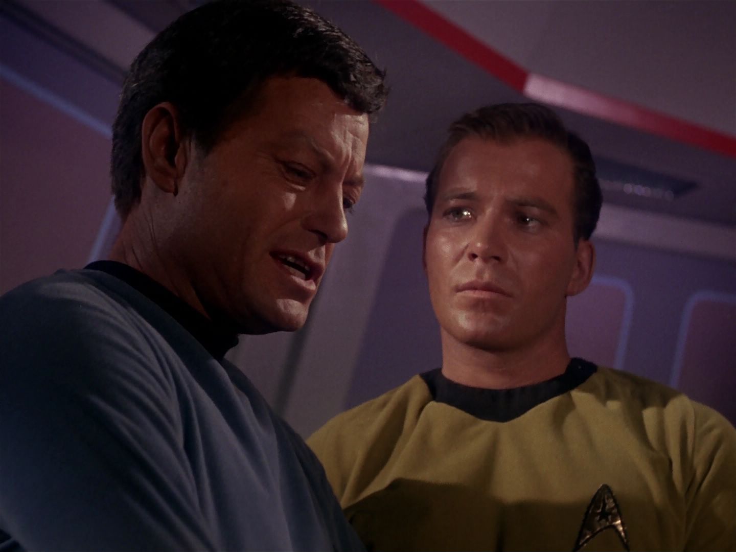ariane179254_StarTrek_1x06_MuddsWomen_1991.jpg