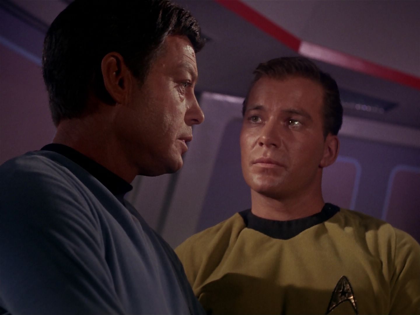 ariane179254_StarTrek_1x06_MuddsWomen_2000.jpg