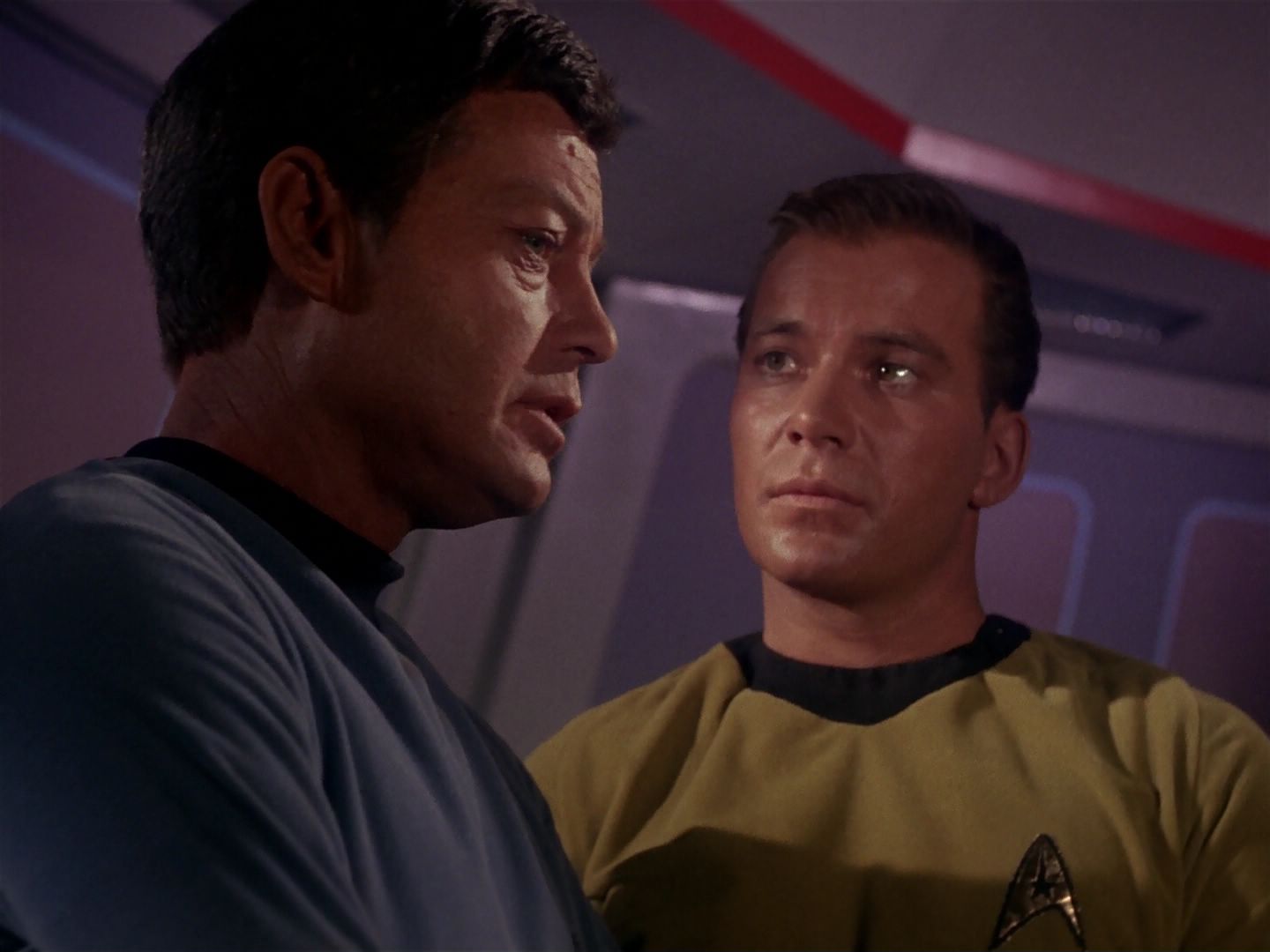 ariane179254_StarTrek_1x06_MuddsWomen_2001.jpg