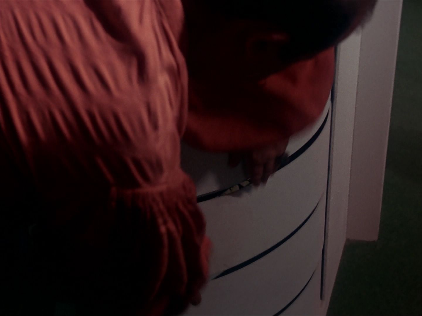 ariane179254_StarTrek_1x06_MuddsWomen_2071.jpg