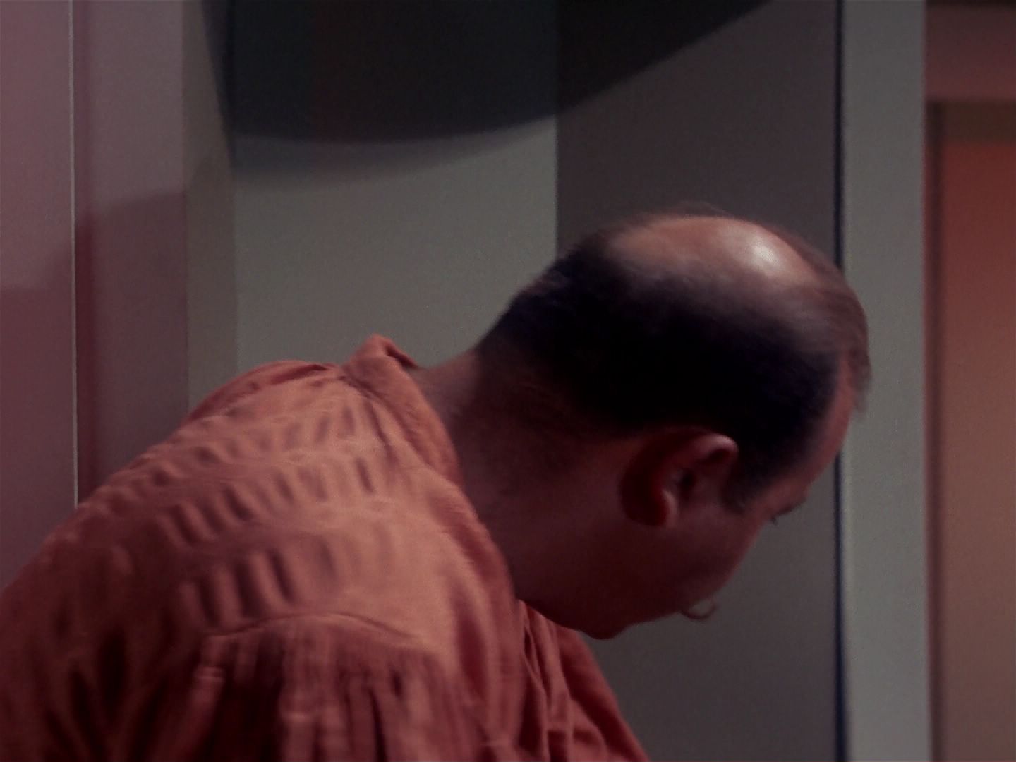 ariane179254_StarTrek_1x06_MuddsWomen_2120.jpg