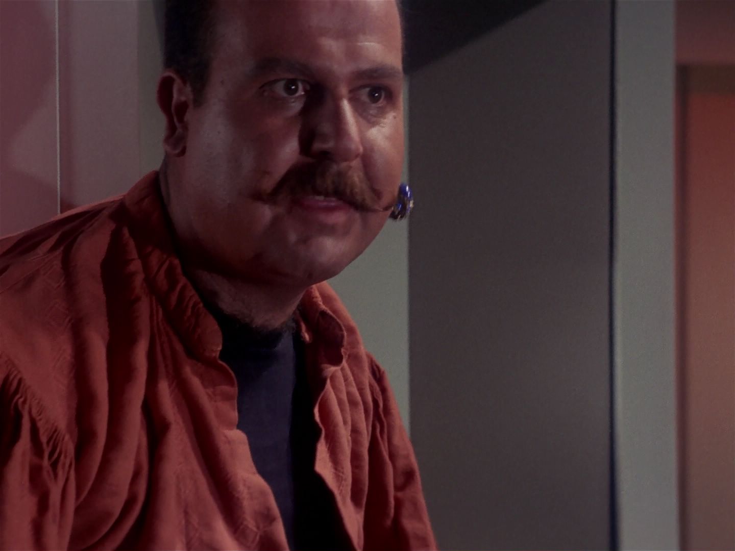 ariane179254_StarTrek_1x06_MuddsWomen_2127.jpg