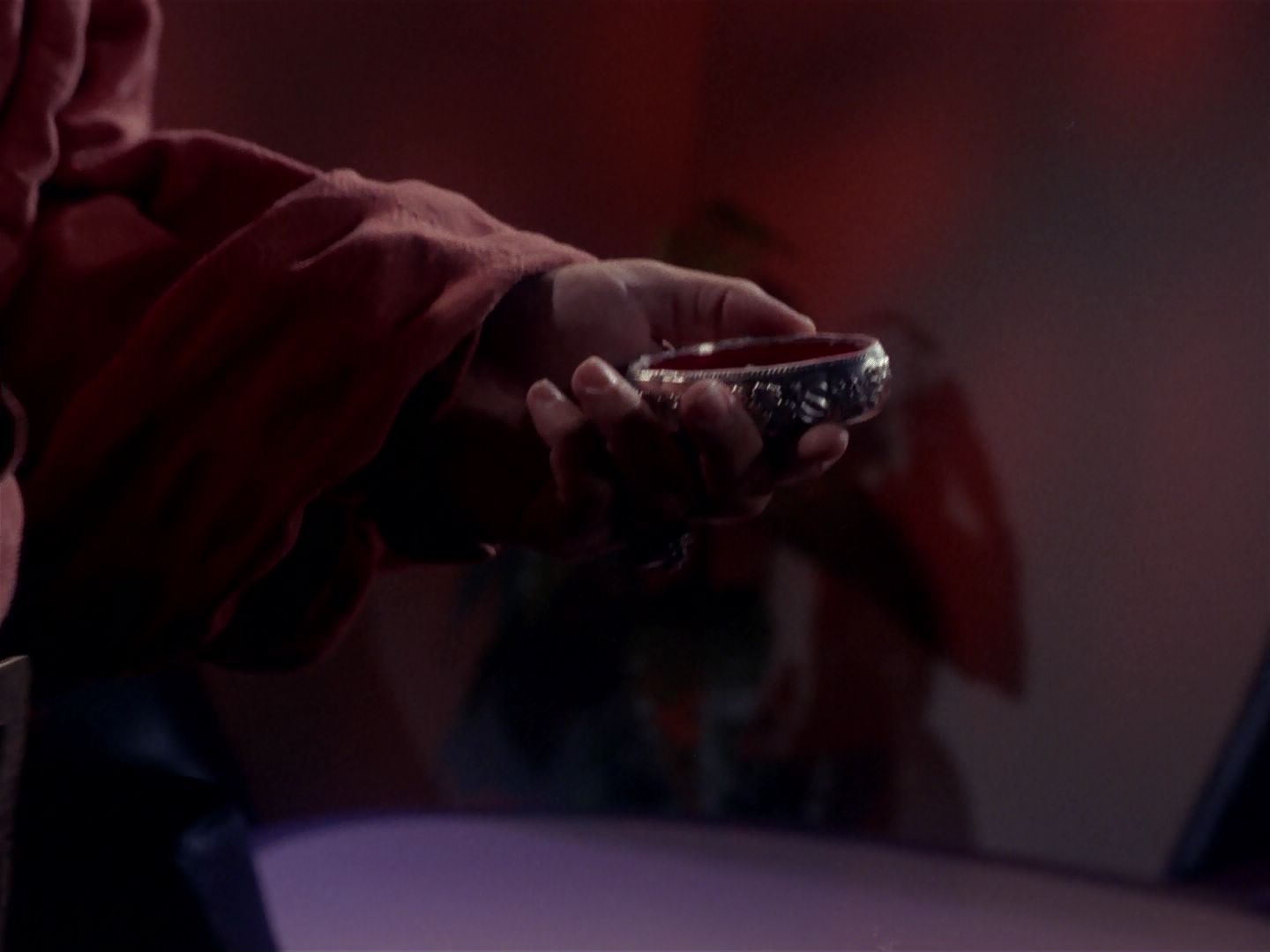 ariane179254_StarTrek_1x06_MuddsWomen_2180.jpg
