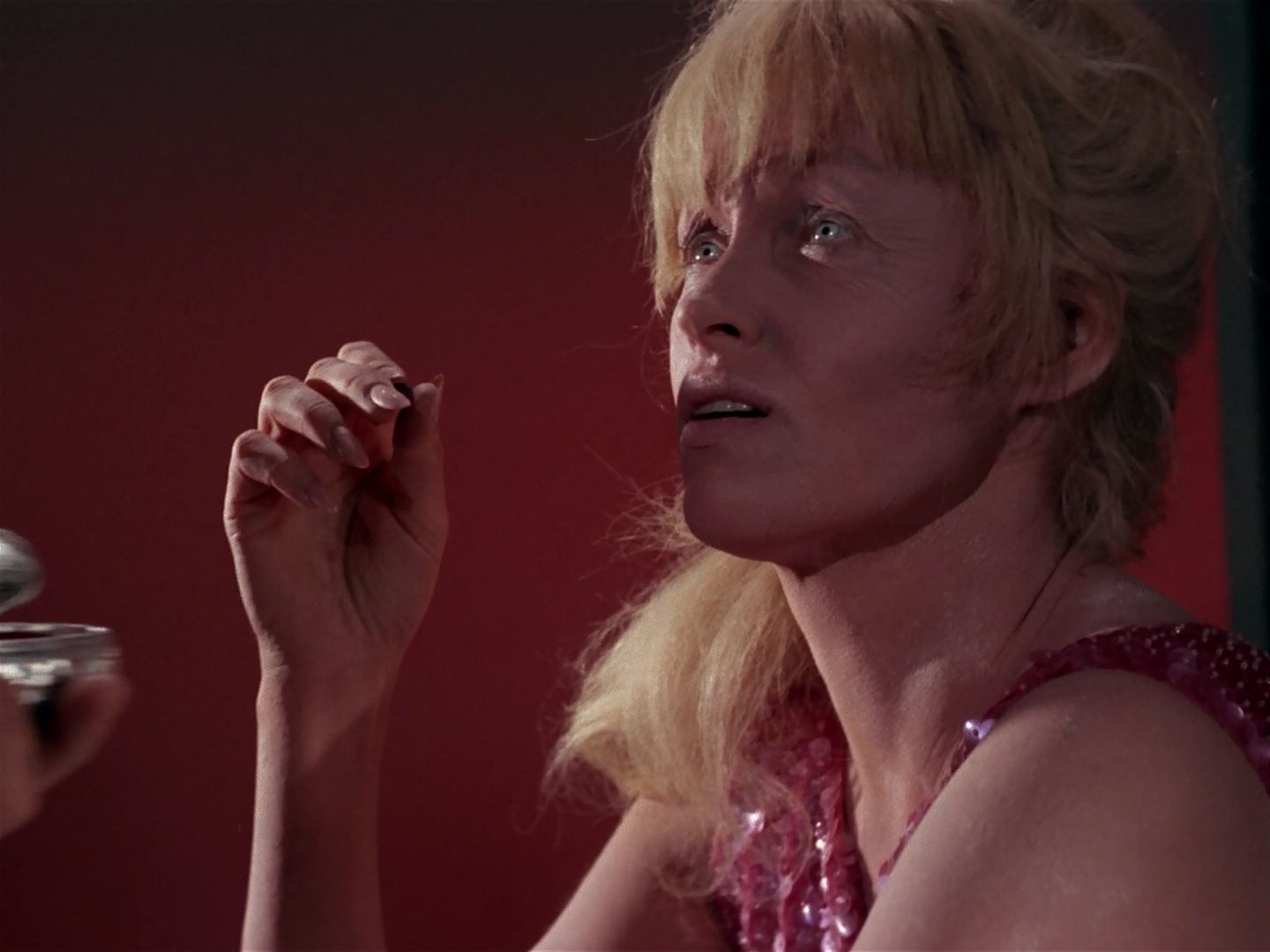 ariane179254_StarTrek_1x06_MuddsWomen_2212.jpg