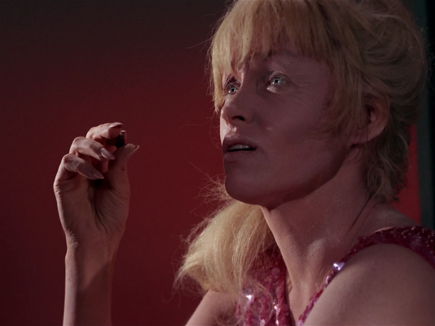 ariane179254_StarTrek_1x06_MuddsWomen_2213.jpg