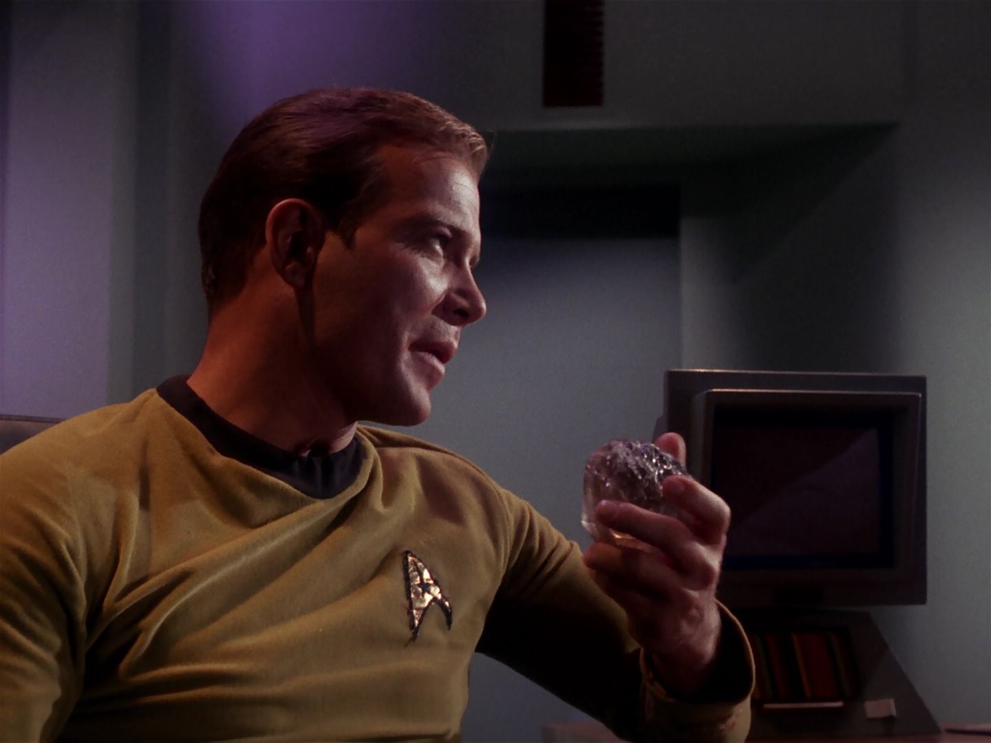 ariane179254_StarTrek_1x06_MuddsWomen_2263.jpg