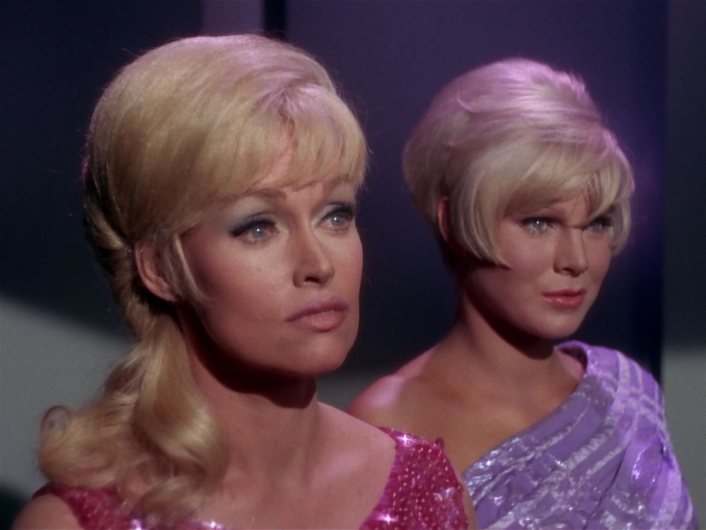 ariane179254_StarTrek_1x06_MuddsWomen_2384.jpg
