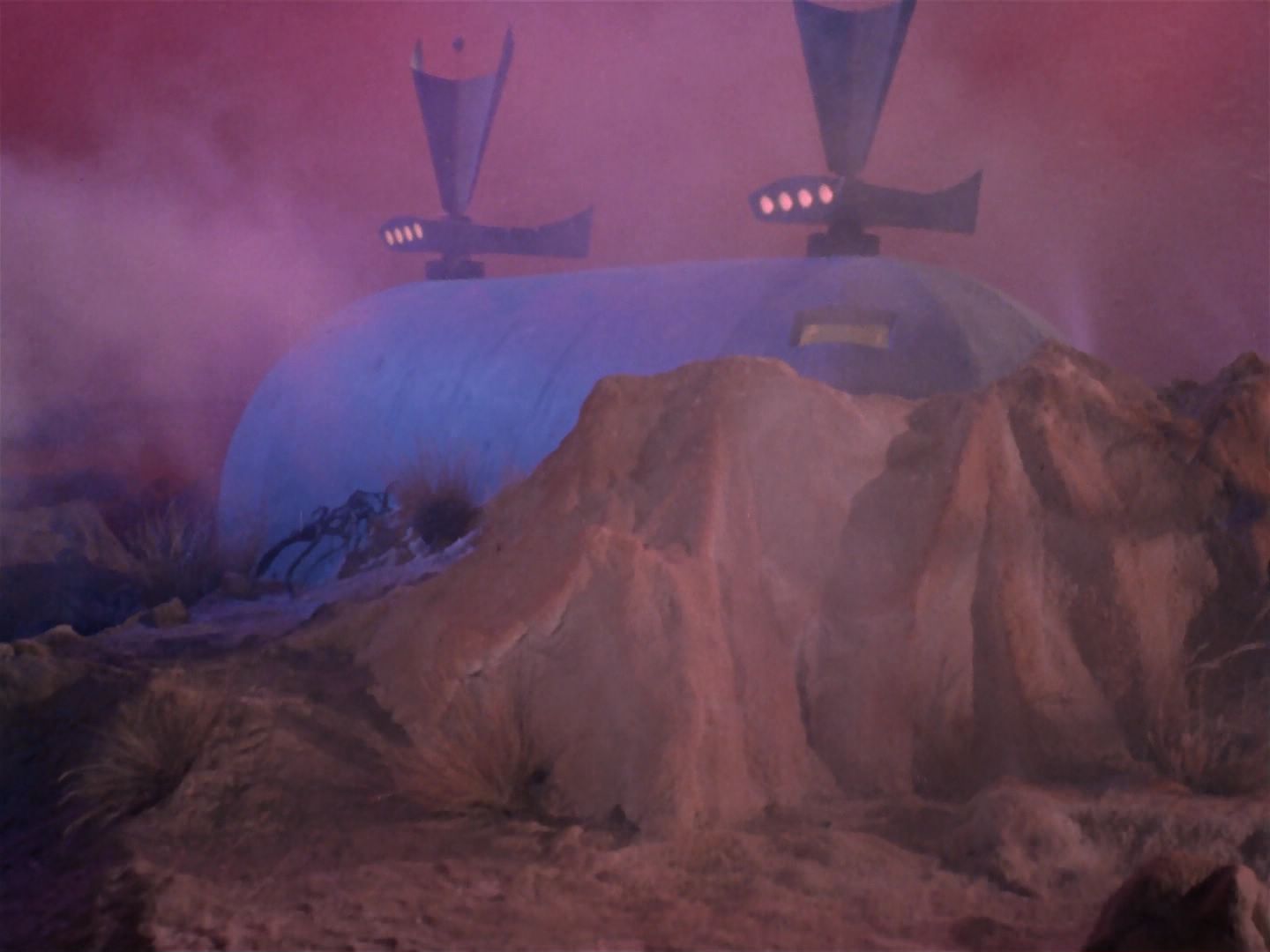 ariane179254_StarTrek_1x06_MuddsWomen_2435.jpg