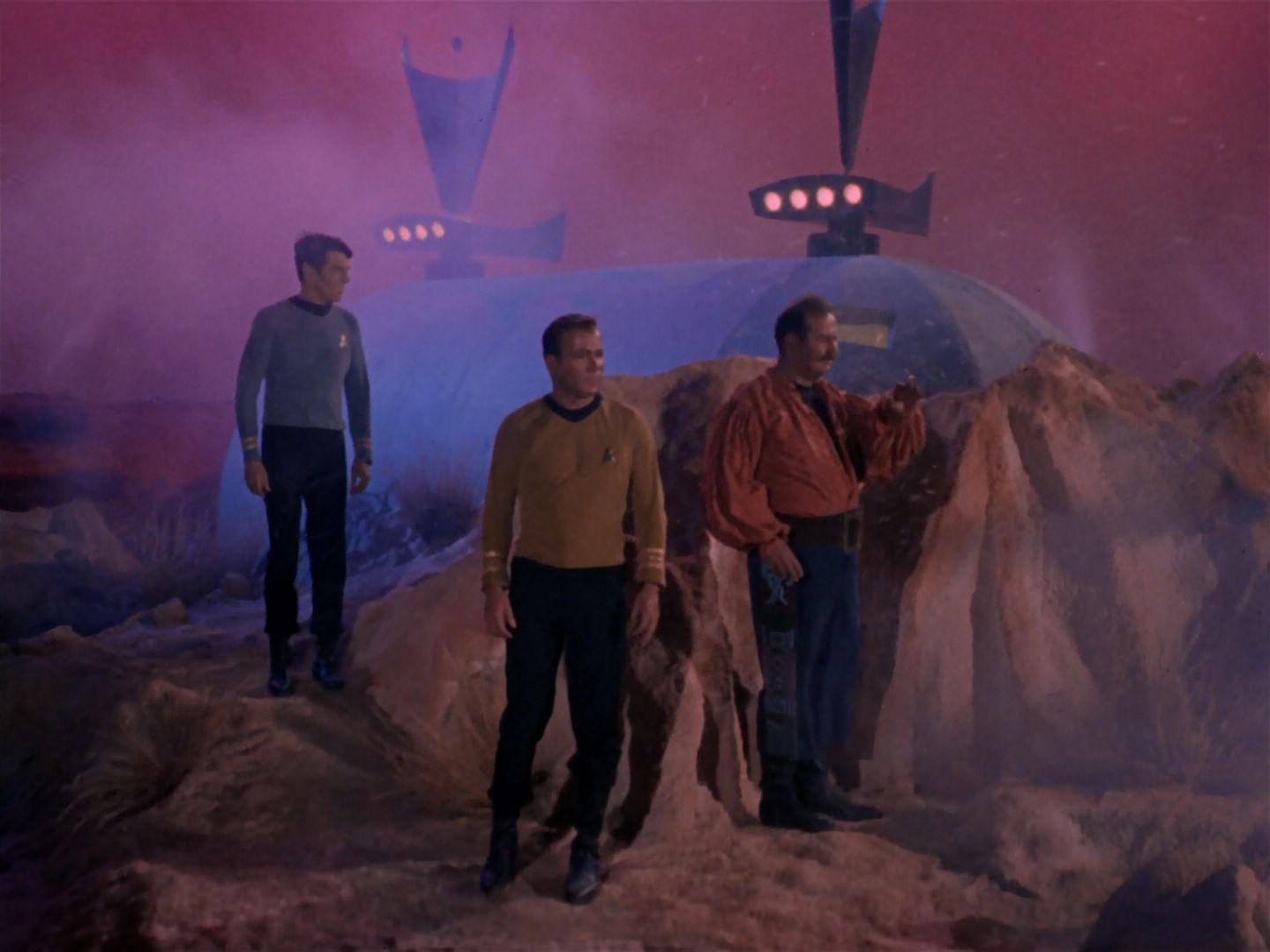 ariane179254_StarTrek_1x06_MuddsWomen_2443.jpg