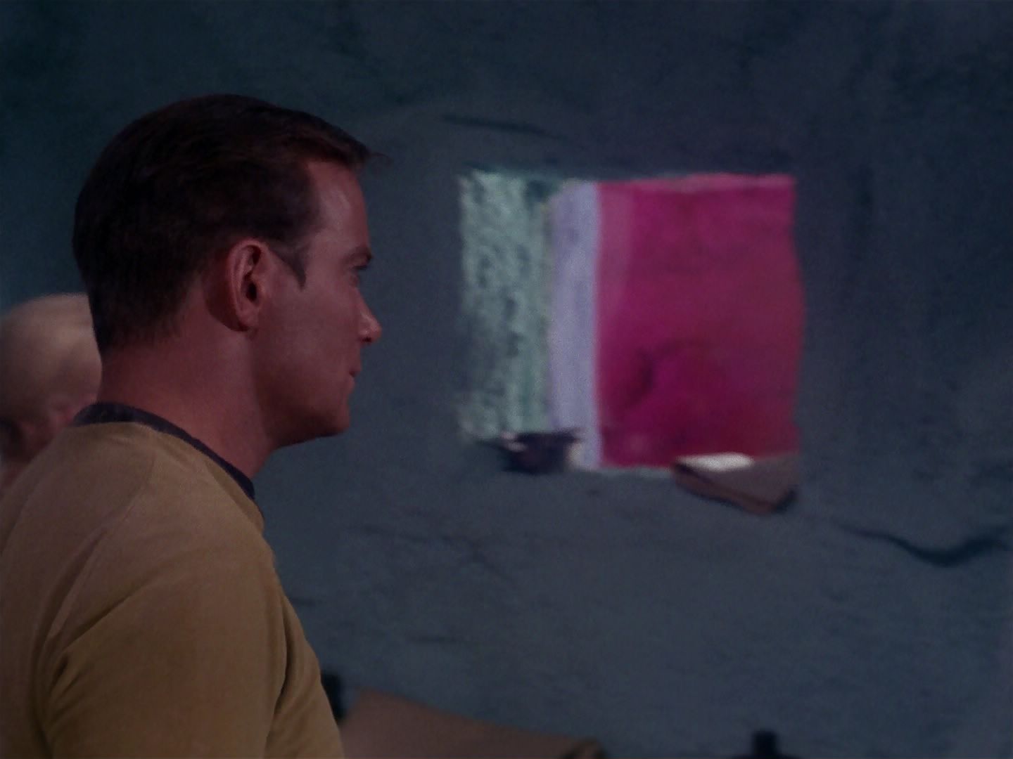 ariane179254_StarTrek_1x06_MuddsWomen_2486.jpg
