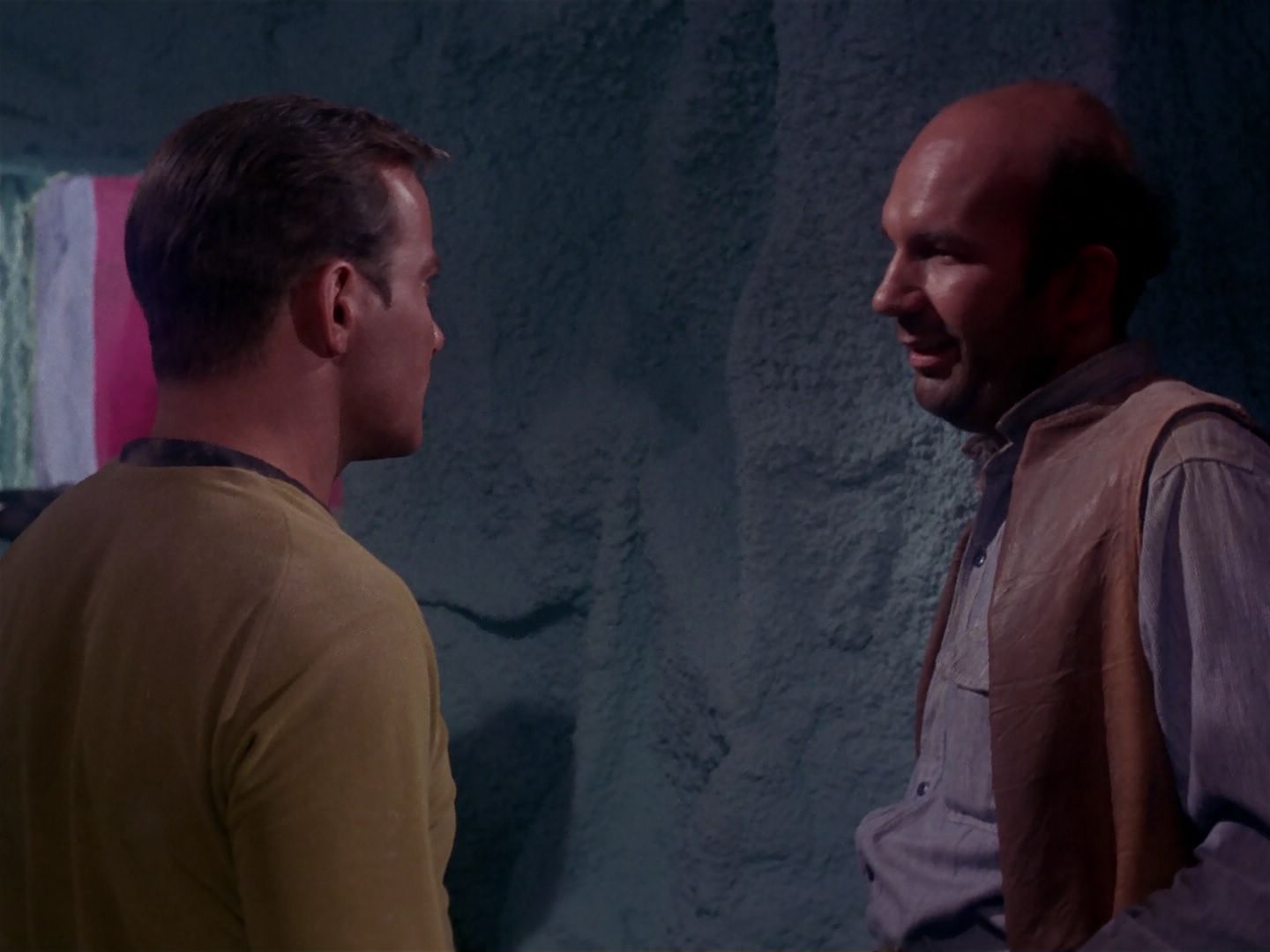 ariane179254_StarTrek_1x06_MuddsWomen_2494.jpg