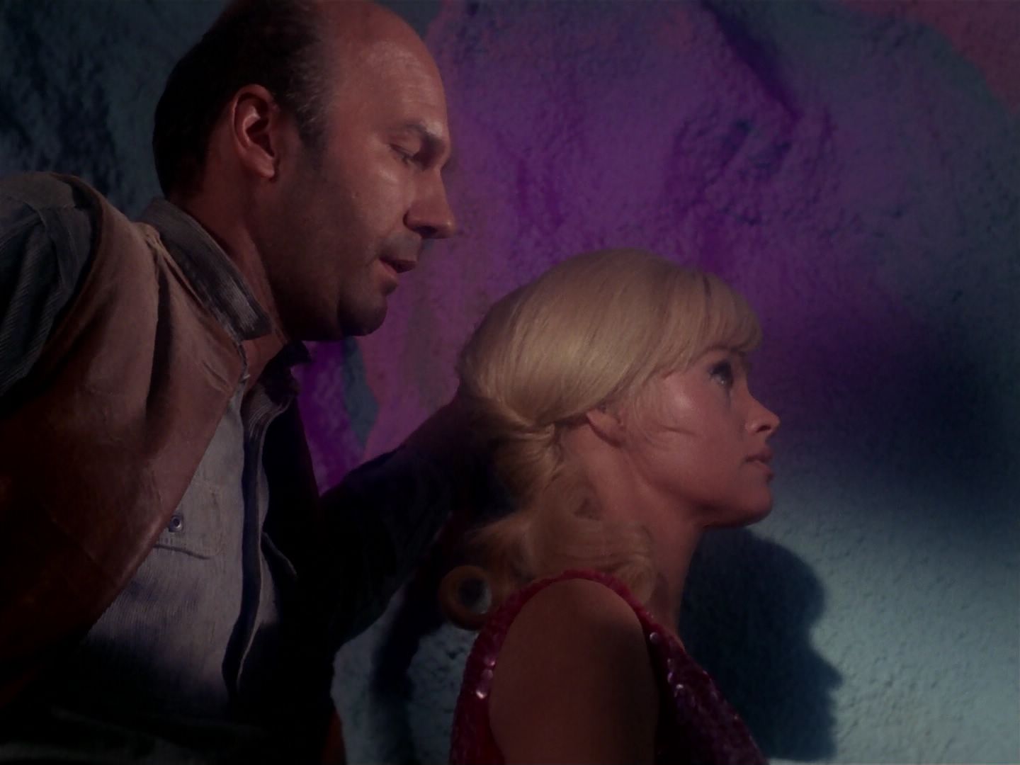 ariane179254_StarTrek_1x06_MuddsWomen_2540.jpg