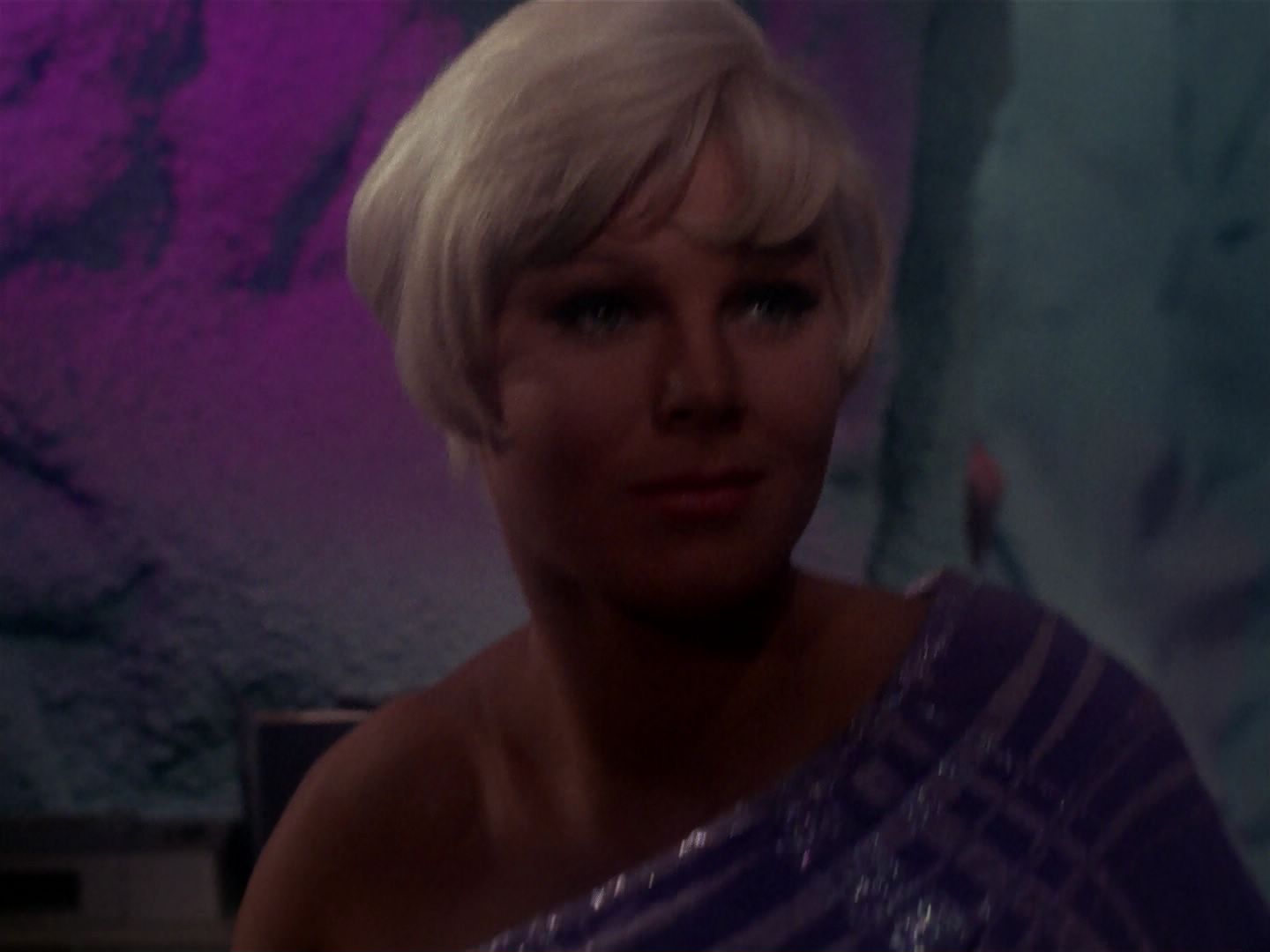 ariane179254_StarTrek_1x06_MuddsWomen_2542.jpg