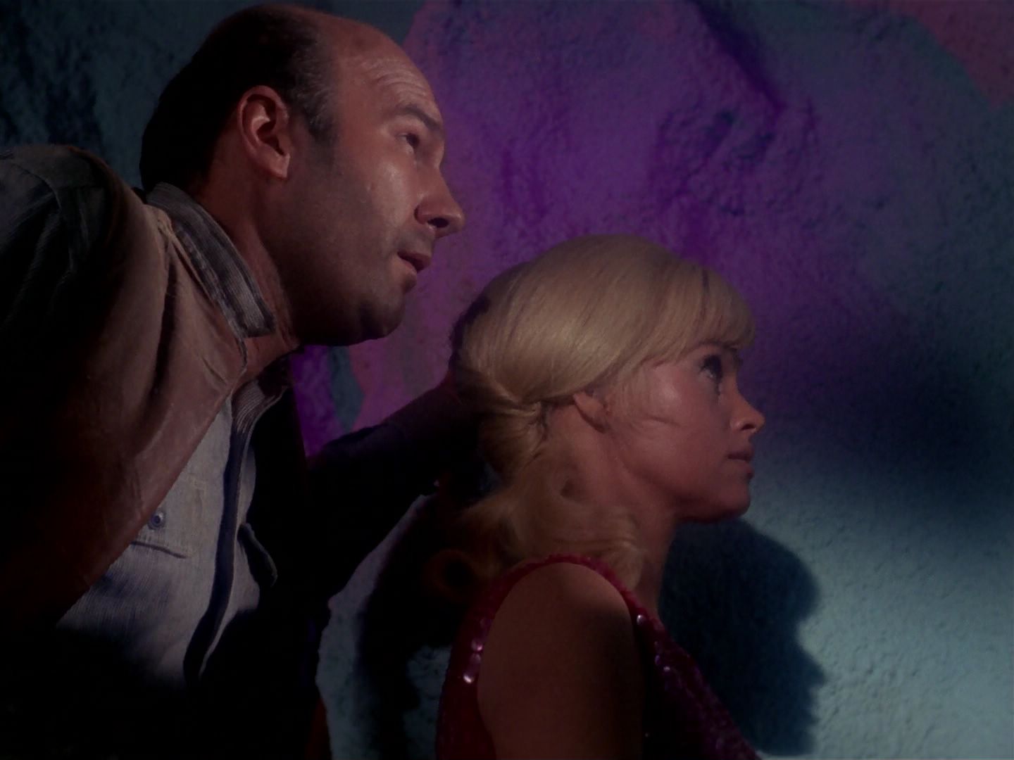 ariane179254_StarTrek_1x06_MuddsWomen_2548.jpg