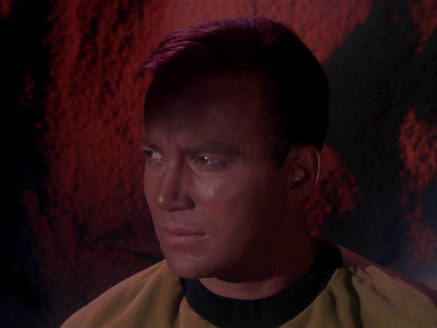 ariane179254_StarTrek_1x06_MuddsWomen_2575.jpg