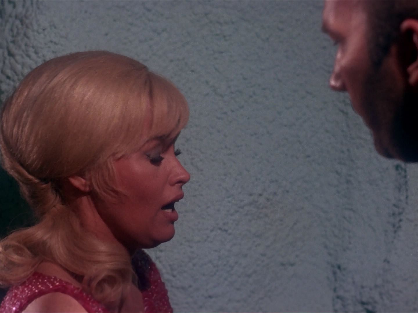 ariane179254_StarTrek_1x06_MuddsWomen_2583.jpg