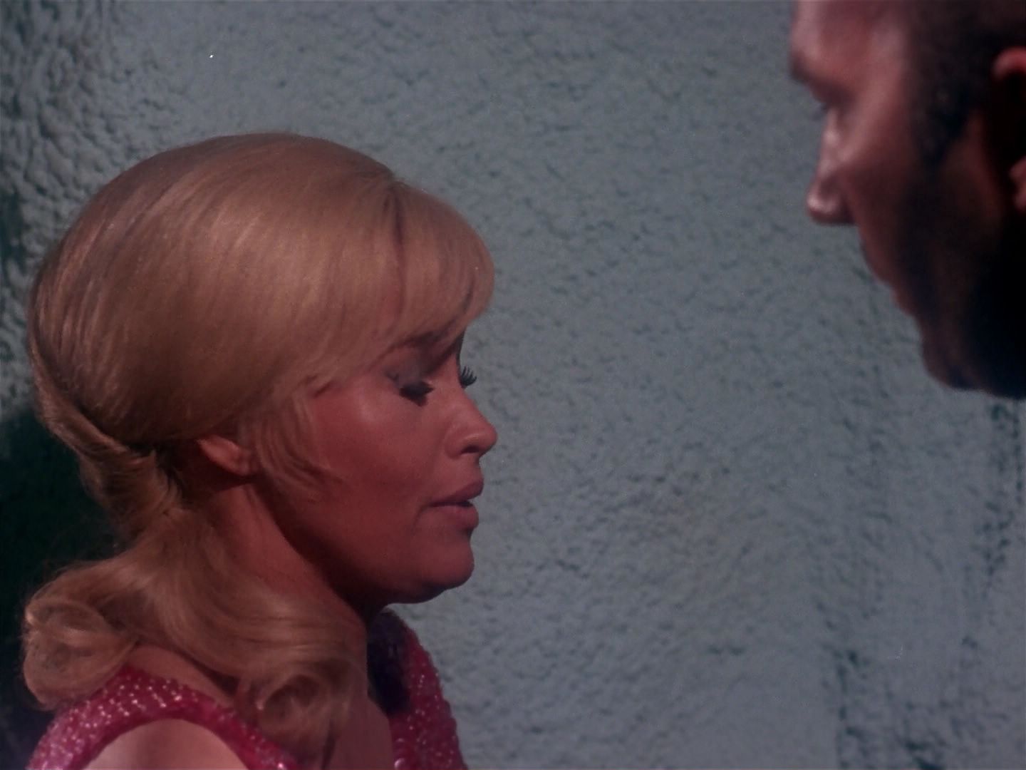 ariane179254_StarTrek_1x06_MuddsWomen_2584.jpg