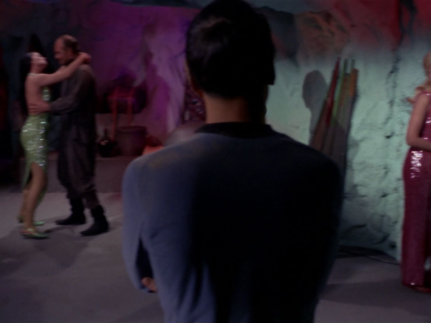 ariane179254_StarTrek_1x06_MuddsWomen_2592.jpg