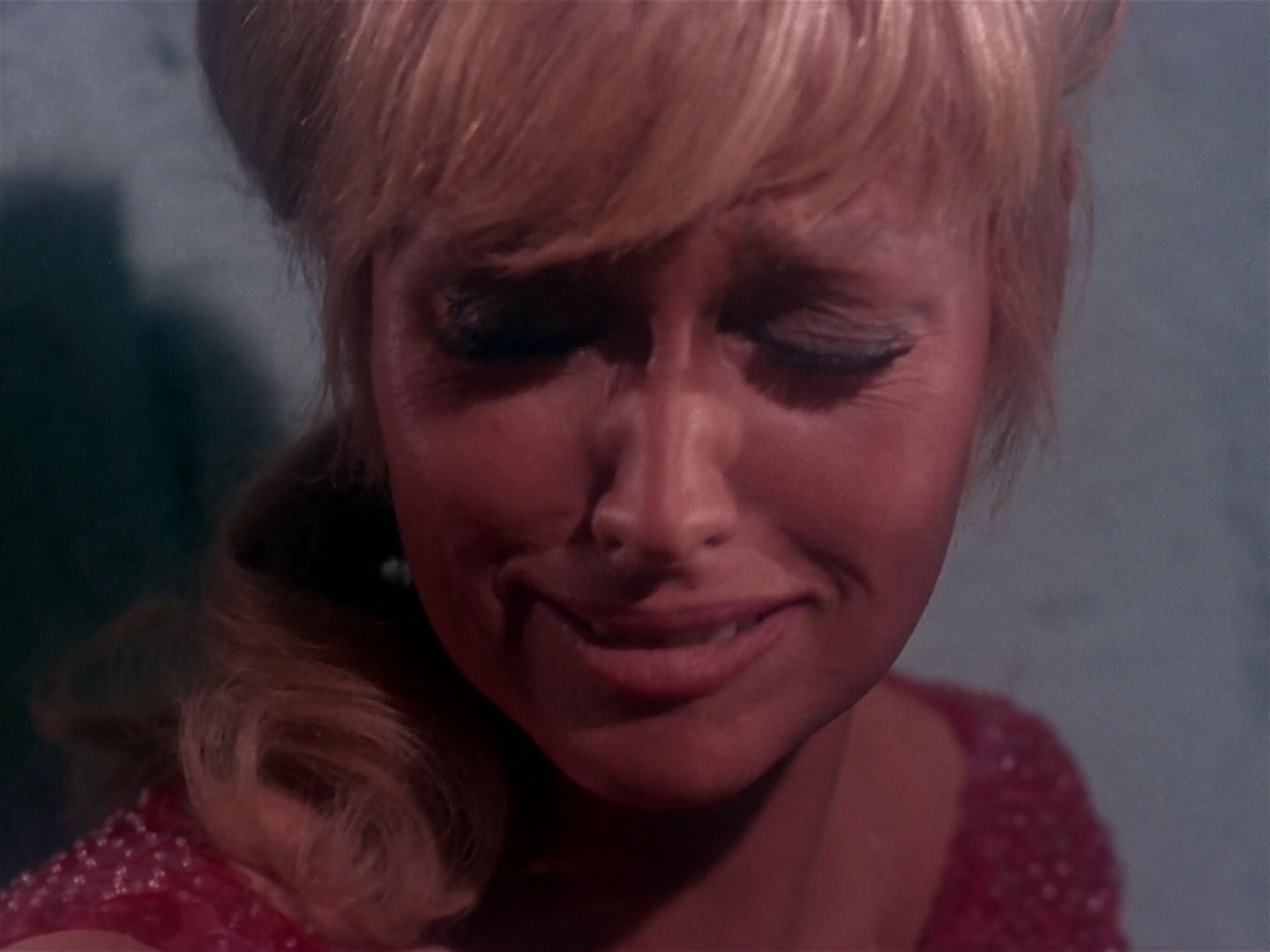 ariane179254_StarTrek_1x06_MuddsWomen_2603.jpg