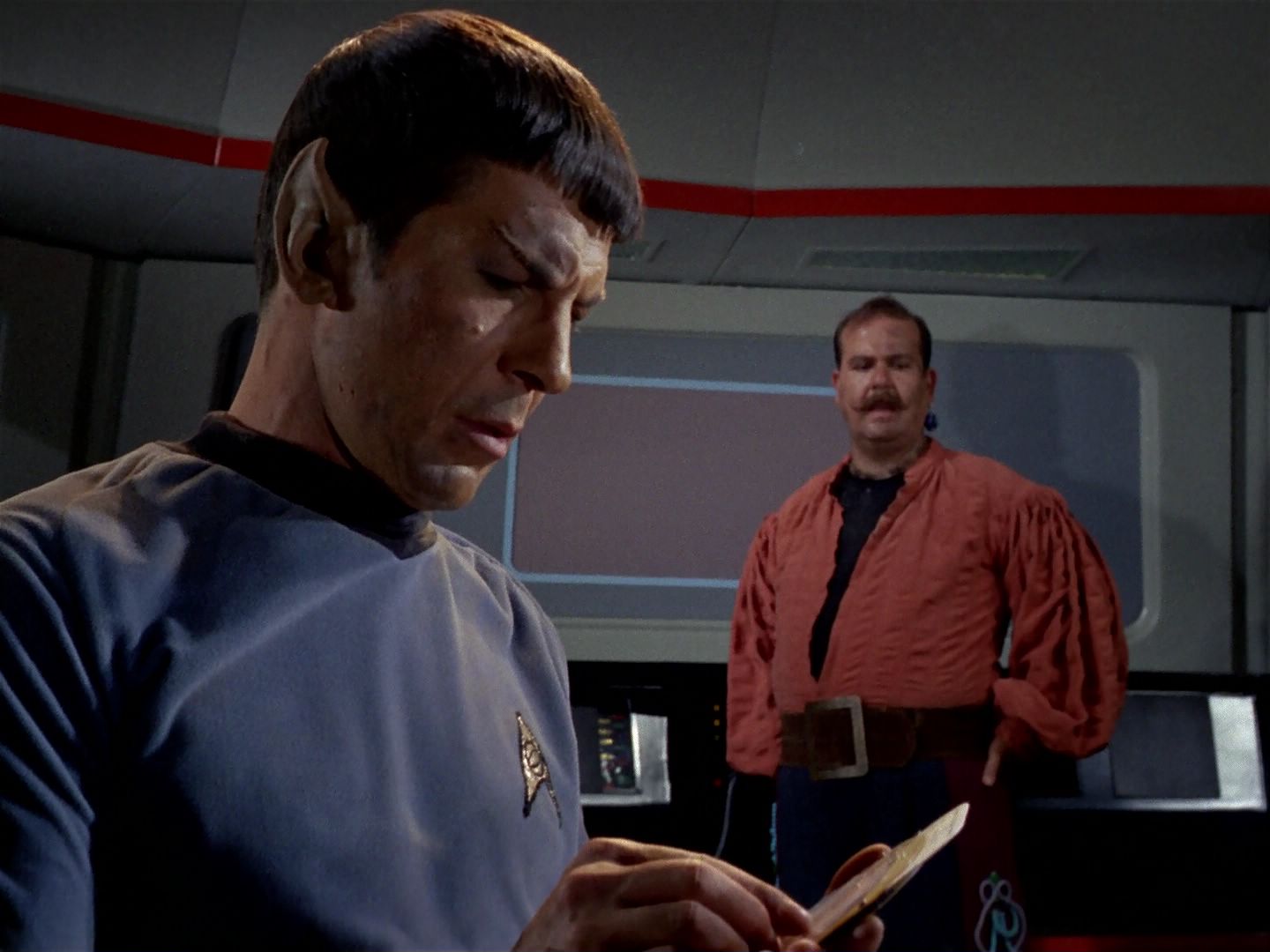 ariane179254_StarTrek_1x06_MuddsWomen_2743.jpg