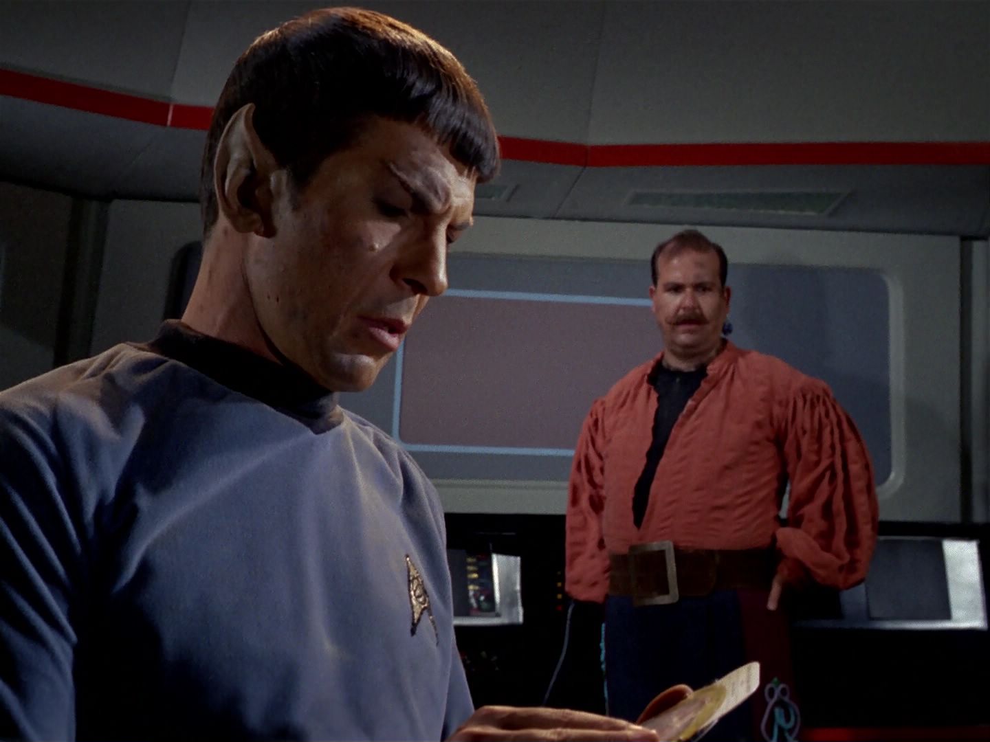 ariane179254_StarTrek_1x06_MuddsWomen_2747.jpg