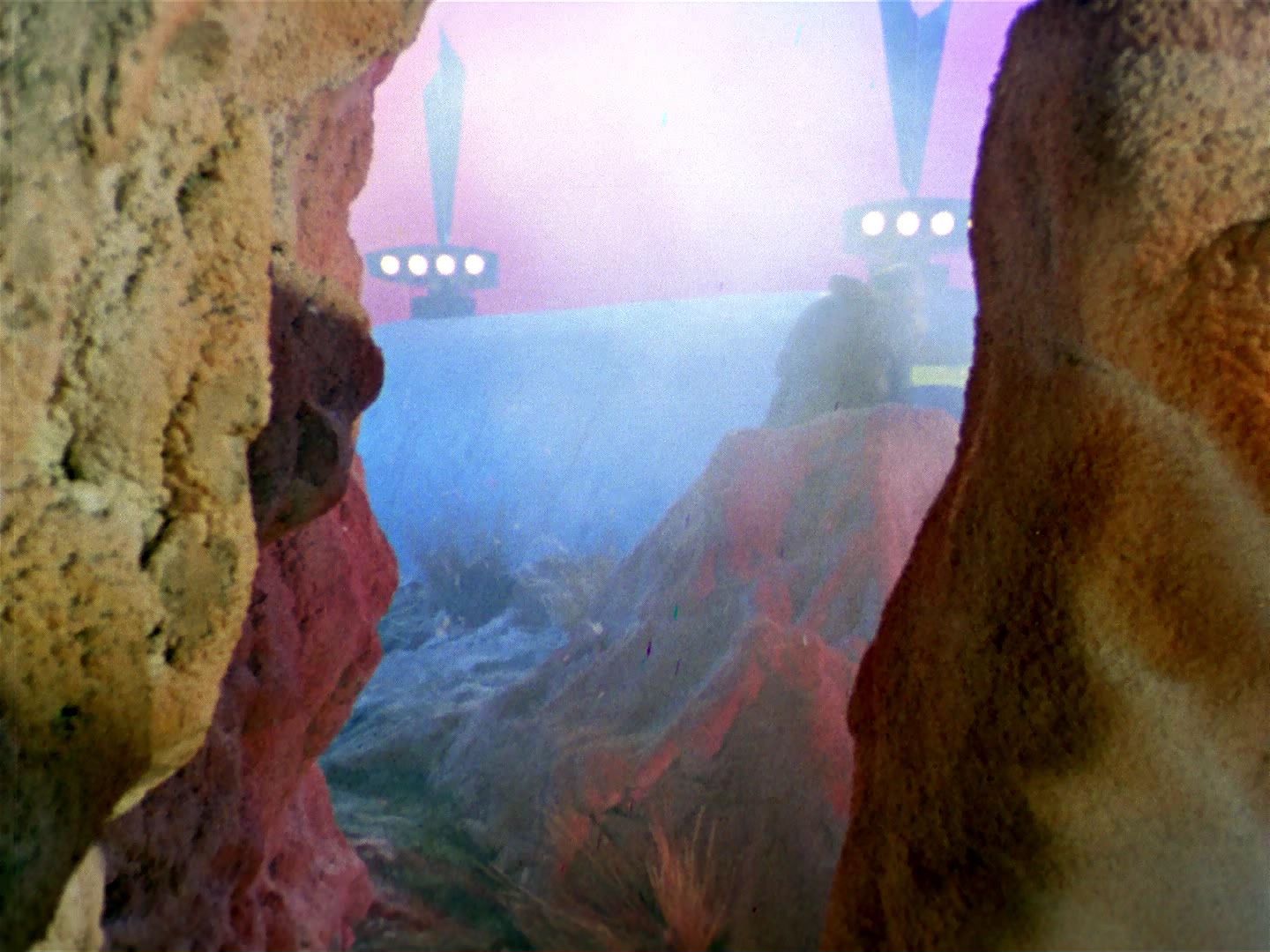 ariane179254_StarTrek_1x06_MuddsWomen_2814.jpg